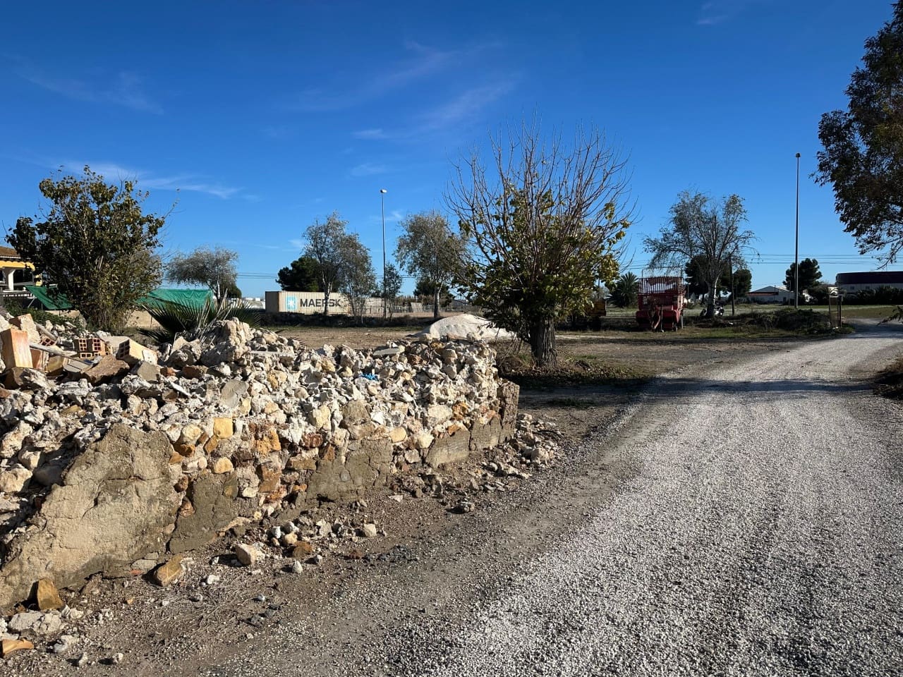 Ubebygd land til salgs i Crevillente / Crevillent - € 110 000 (Ref: 10029875)