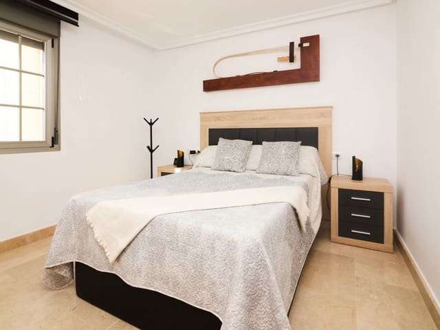 3 soveværelse Lejlighed til salg i Centro - Muelle Pesquero, Torrevieja - € 239.900 (Ref: 10030987)