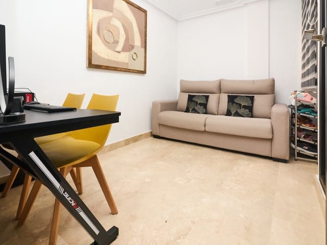 3 soveværelse Lejlighed til salg i Centro - Muelle Pesquero, Torrevieja - € 239.900 (Ref: 10030987)