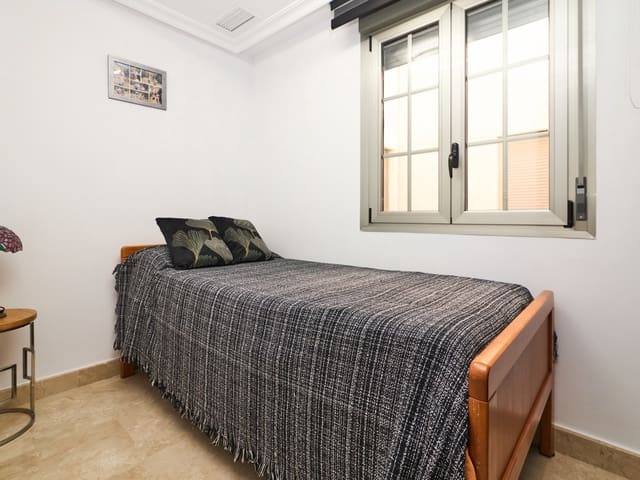 3 soveværelse Lejlighed til salg i Centro - Muelle Pesquero, Torrevieja - € 239.900 (Ref: 10030987)