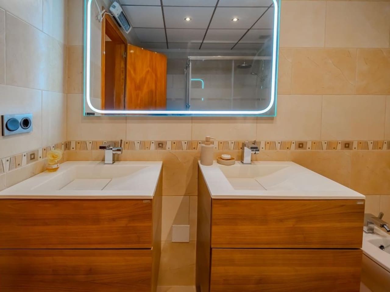 3 chambre Appartement à vendre à Villamartin avec piscine - 375 000 € (Ref: 10032391)