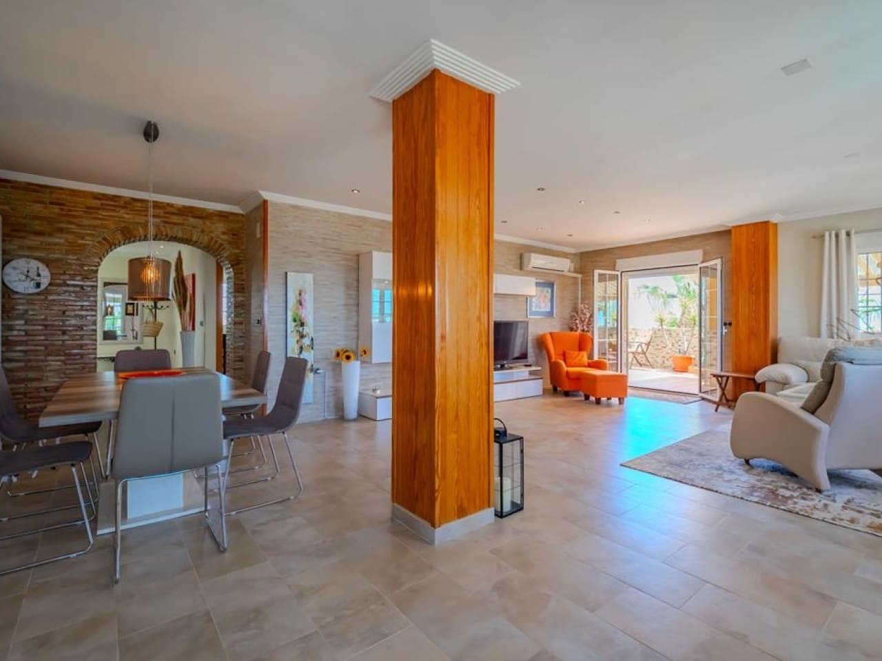 3 chambre Appartement à vendre à Villamartin avec piscine - 375 000 € (Ref: 10032391)