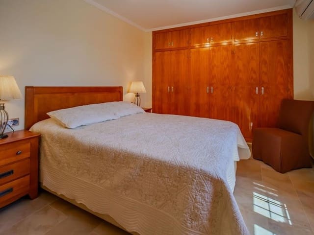 3 chambre Appartement à vendre à Villamartin, Orihuela avec piscine - 375 000 € (Ref: 10032391)
