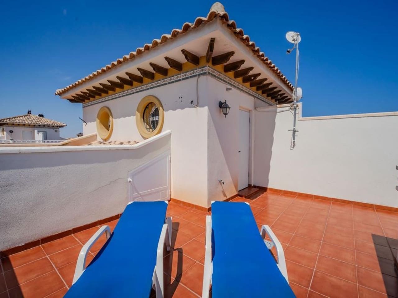 3 sypialnia Willa na sprzedaż w Orihuela Costa z basenem - 310 000 € (Ref: 10032392)