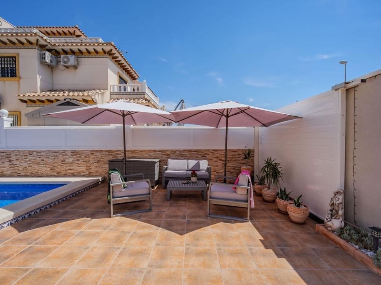 3 sypialnia Willa na sprzedaż w Orihuela Costa z basenem - 310 000 € (Ref: 10032392)