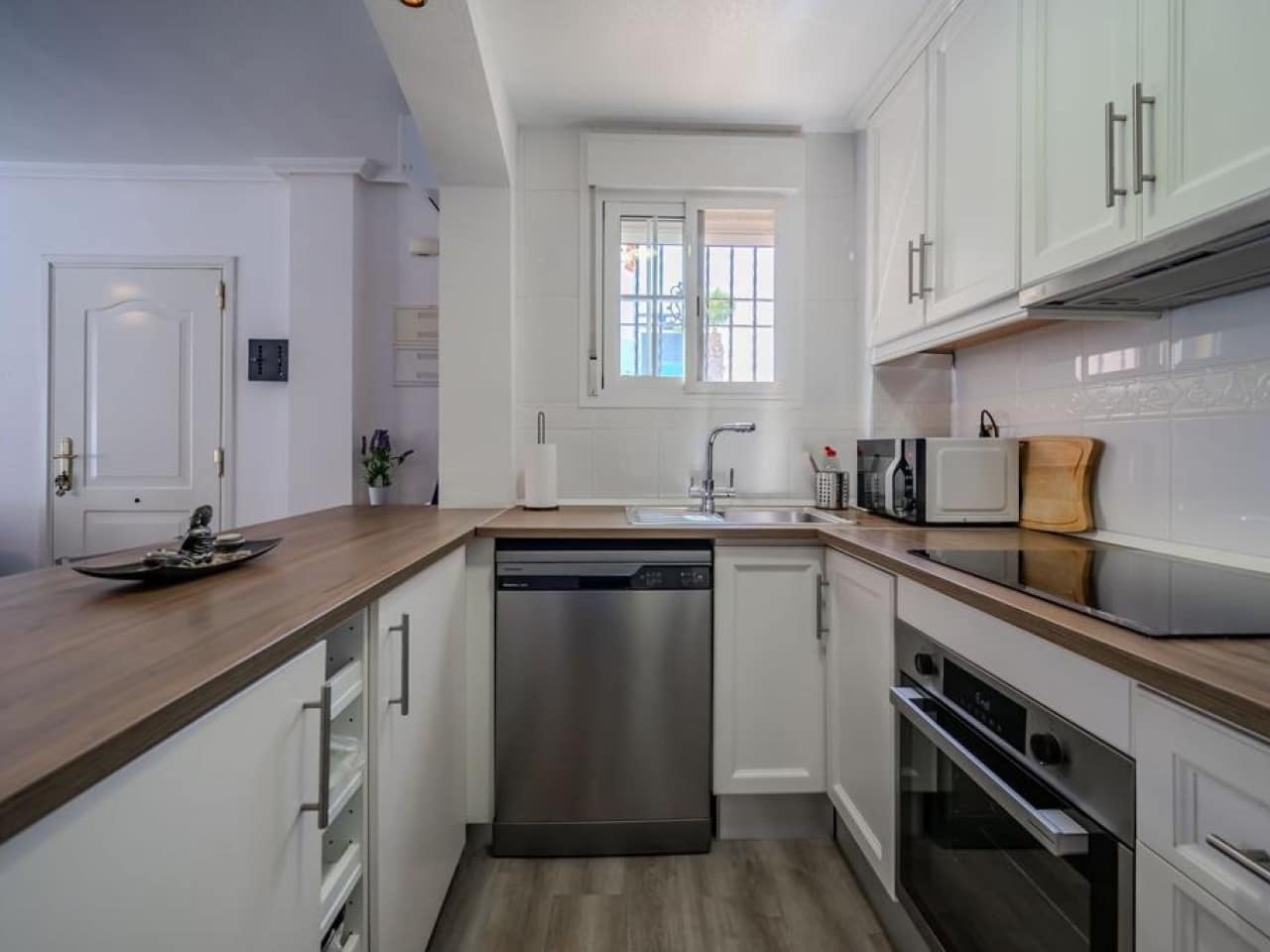3 sypialnia Willa na sprzedaż w Orihuela Costa z basenem - 310 000 € (Ref: 10032392)