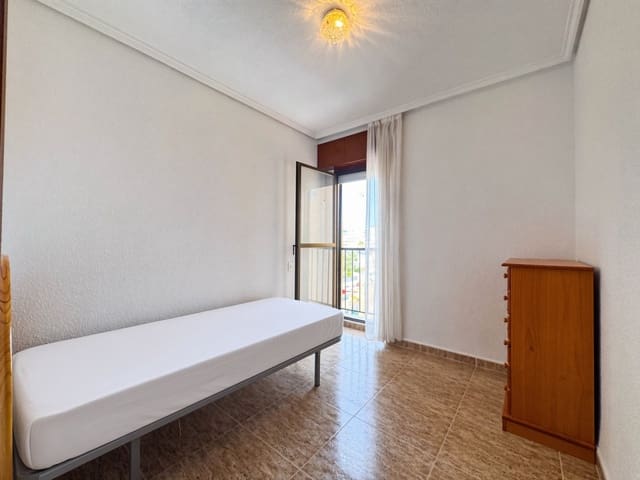 3 chambre Appartement à vendre à Los Europeos, Torrevieja avec piscine garage - 395 000 € (Ref: 10034226)
