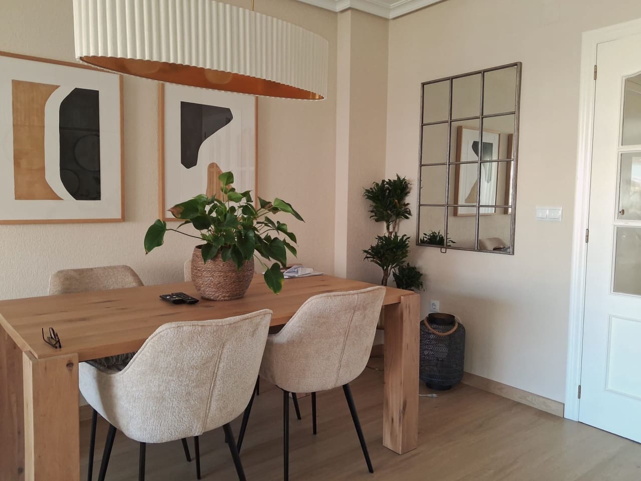 4 sovrum Lägenhet till salu i Arenales del Sol med pool garage - 389 000 € (Ref: 10035796)