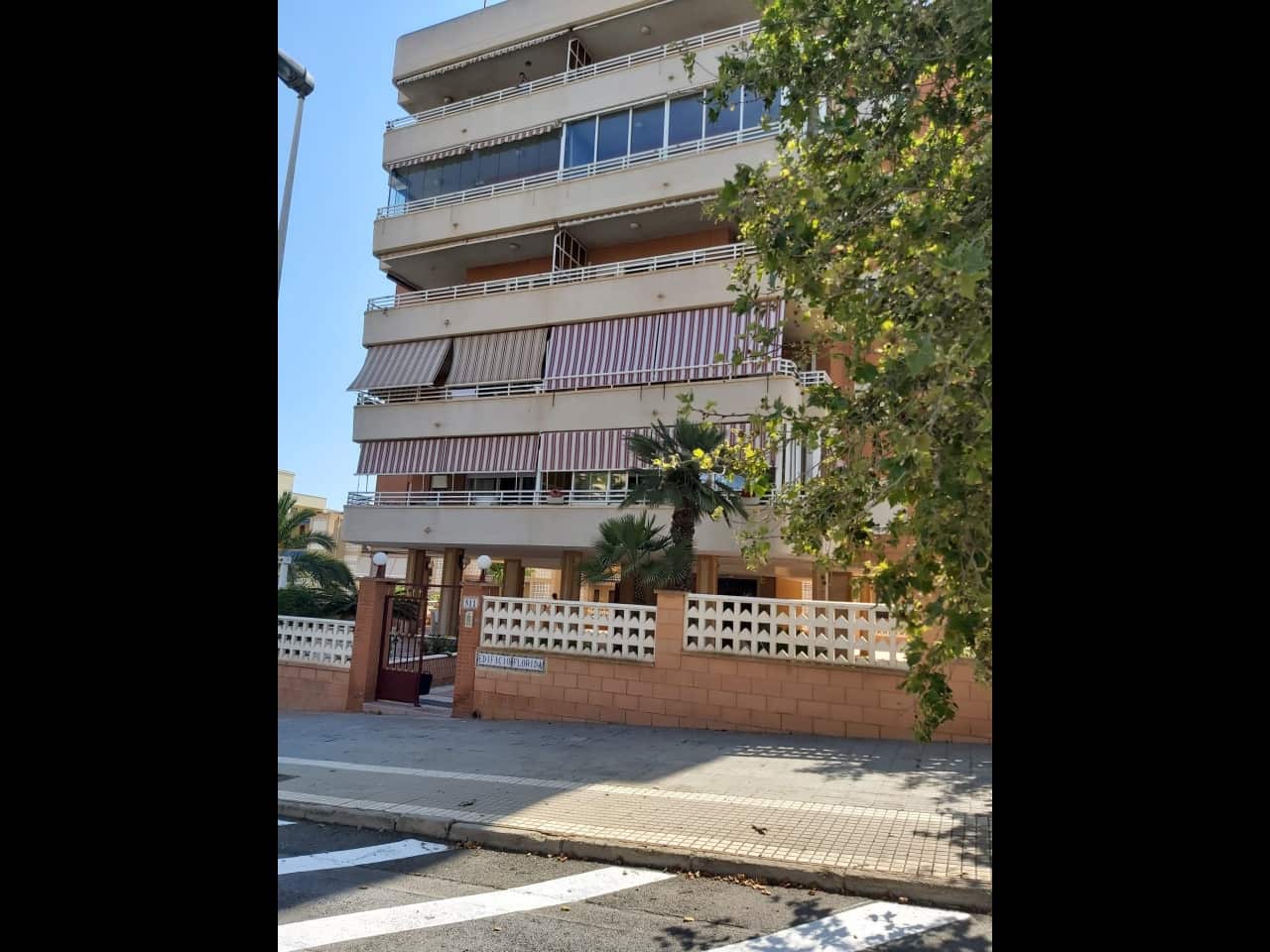 4 sovrum Lägenhet till salu i Arenales del Sol med pool garage - 389 000 € (Ref: 10035796)