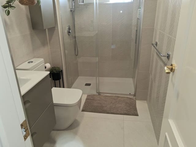 4 sypialnia Apartament na sprzedaż w Arenales del Sol, Elche / Elx z basenem garażem - 389 000 € (Ref: 10035796)