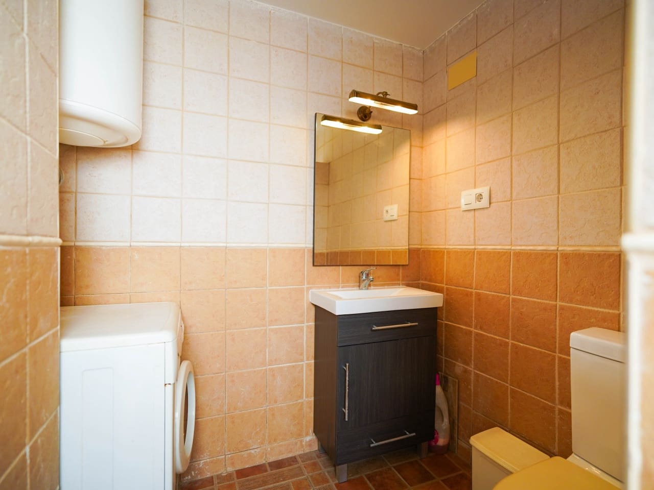 4 soveværelse Byhus til salg i Torrevieja med swimmingpool - € 240.000 (Ref: 10038542)