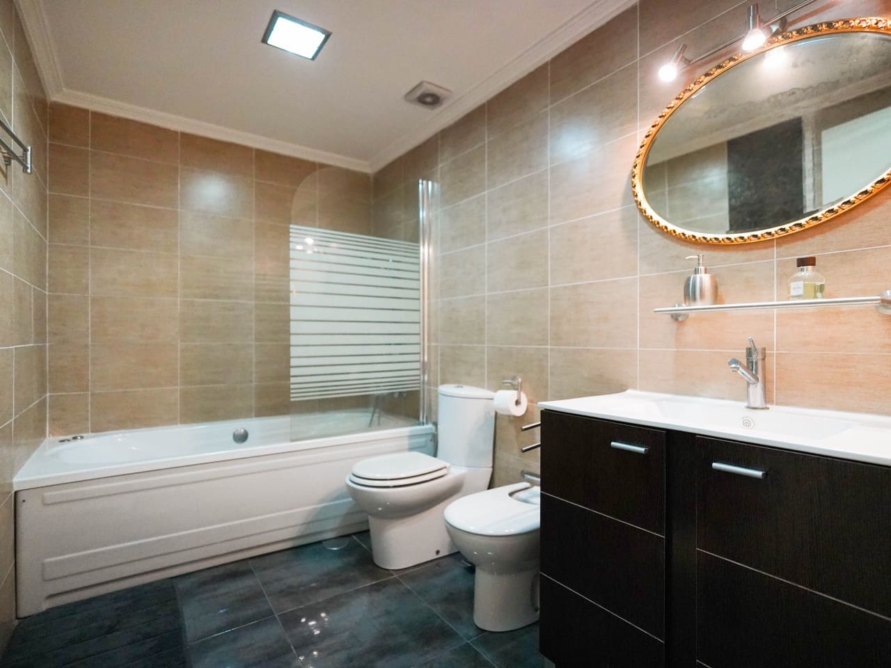 4 soveværelse Byhus til salg i Torrevieja med swimmingpool - € 240.000 (Ref: 10038542)