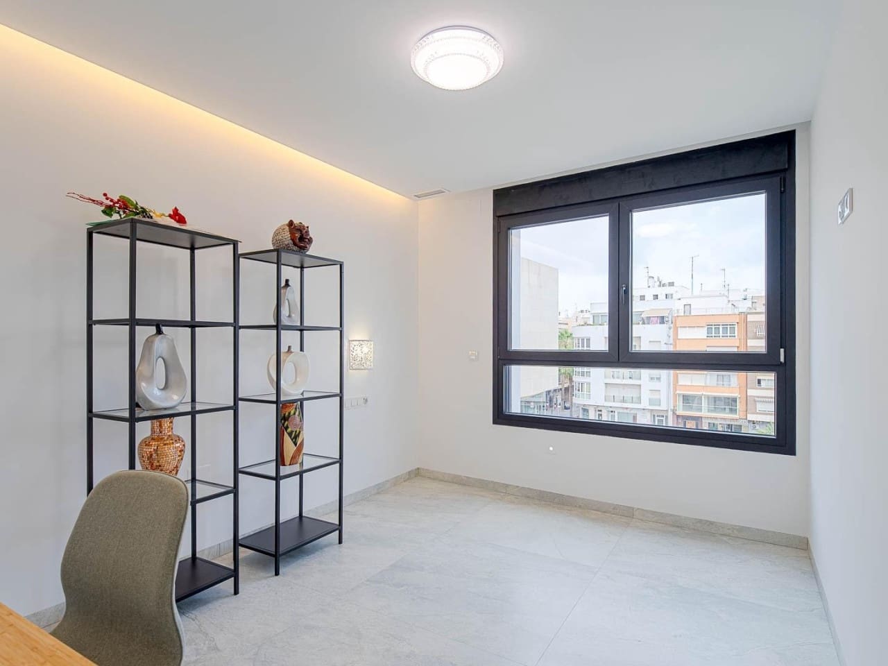 3 quarto Apartamento para venda em Torrevieja com garagem - 595 000 € (Ref: 10041994)
