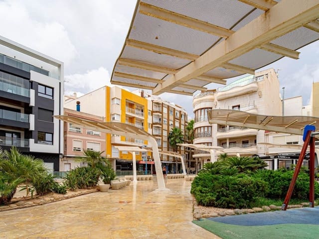 3 quarto Apartamento para venda em Centro - Muelle Pesquero, Torrevieja com garagem - 595 000 € (Ref: 10041994)