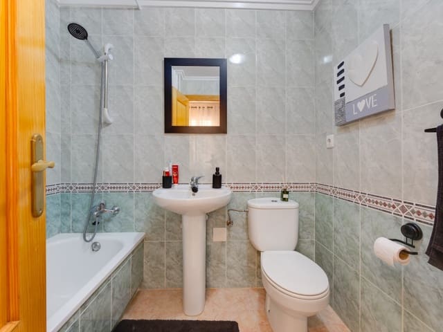 3 sypialnia Apartament na sprzedaż w Avenida Habaneras - Curva de Palangre, Torrevieja z basenem - 159 999 € (Ref: 10041995)