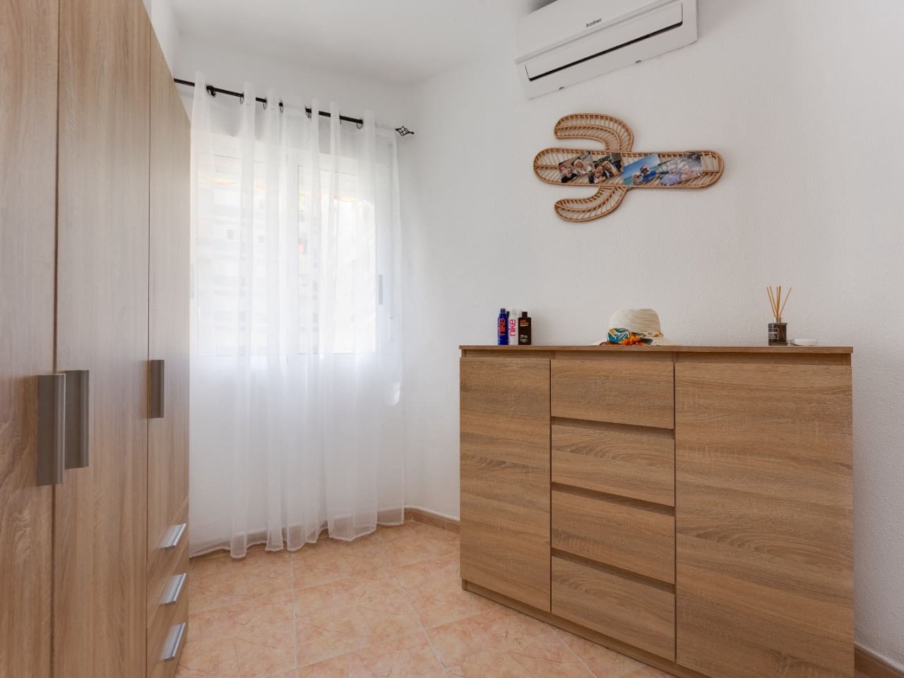 3 sypialnia Apartament na sprzedaż w Torrevieja z basenem - 159 999 € (Ref: 10041995)
