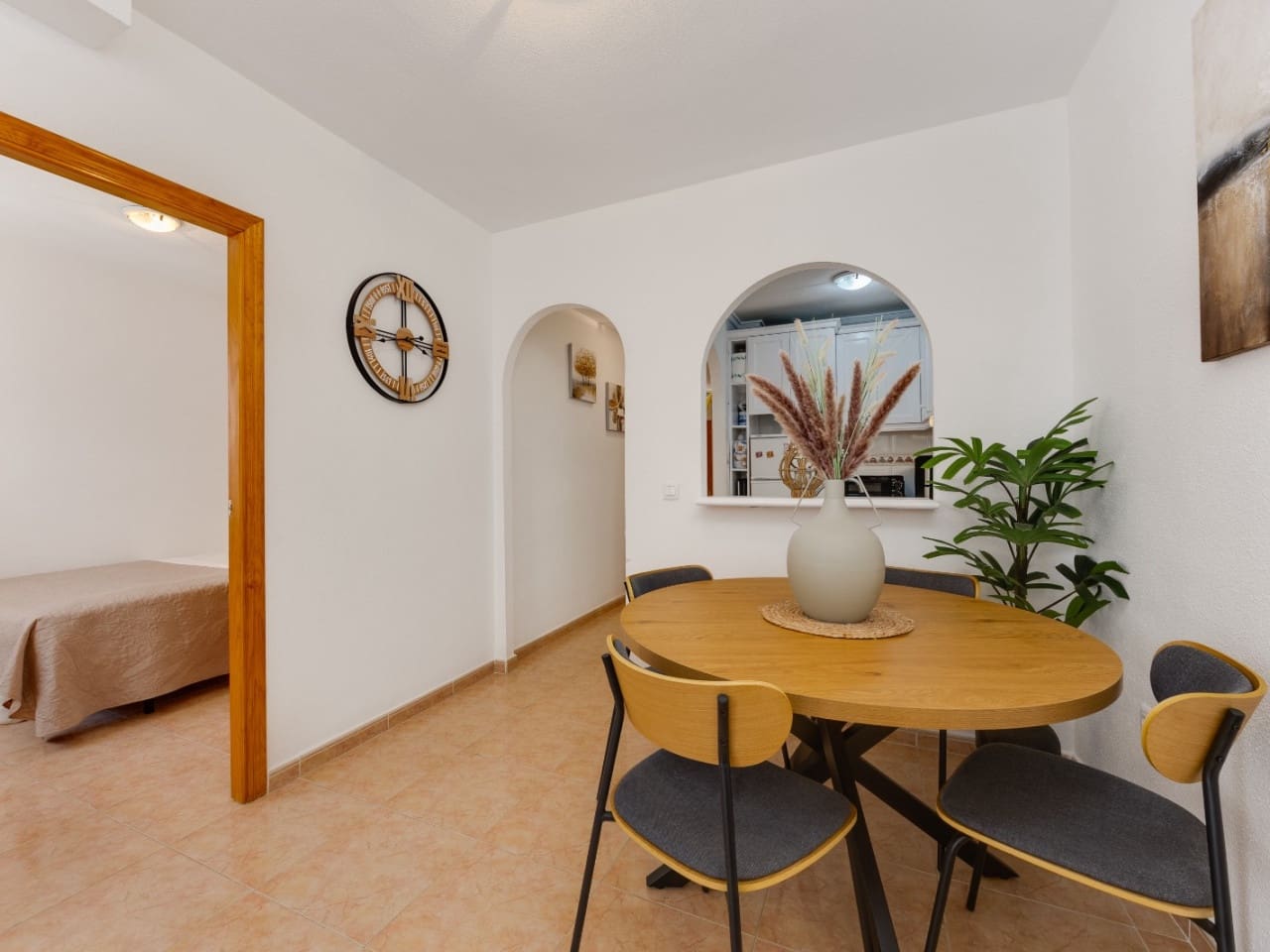 3 sypialnia Apartament na sprzedaż w Torrevieja z basenem - 159 999 € (Ref: 10041995)