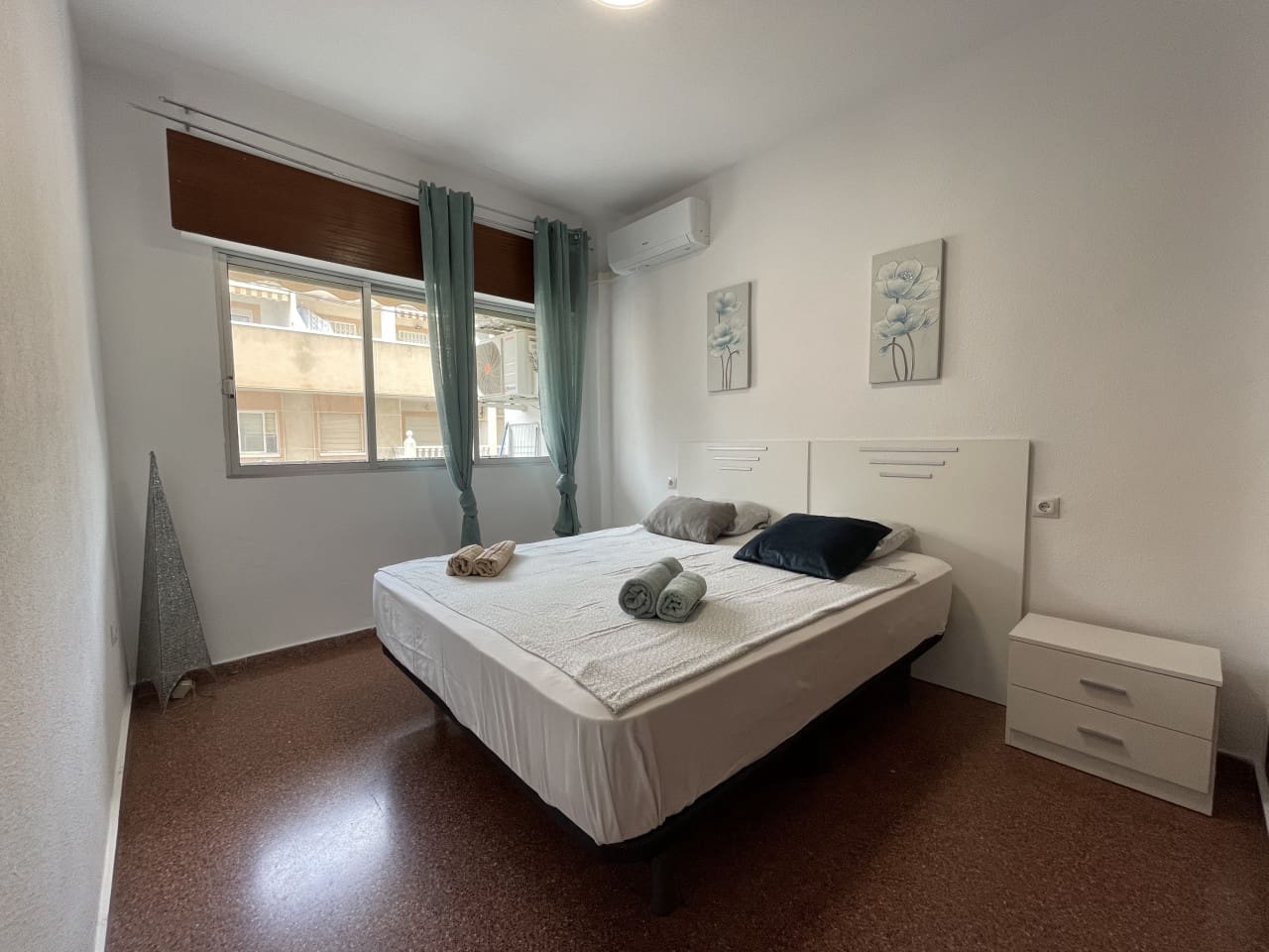 1 sovrum Lägenhet till salu i Torrevieja - 129 900 € (Ref: 10043318)