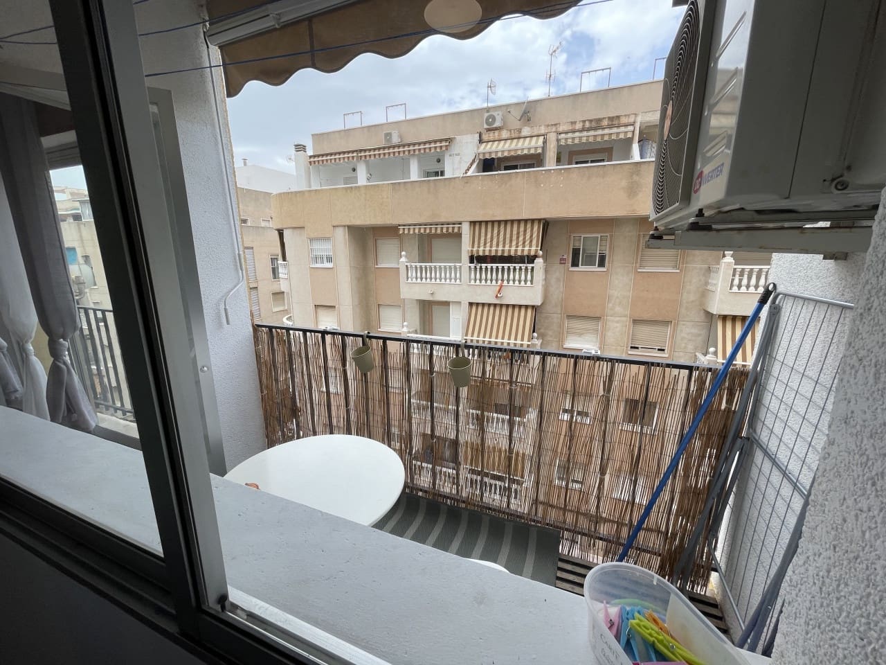 1 sovrum Lägenhet till salu i Torrevieja - 129 900 € (Ref: 10043318)