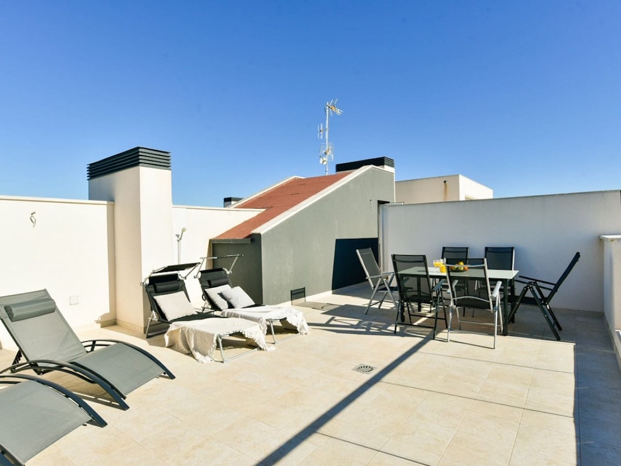 3 sypialnia Apartament na sprzedaż w La Zenia z basenem garażem - 349 000 € (Ref: 10046658)