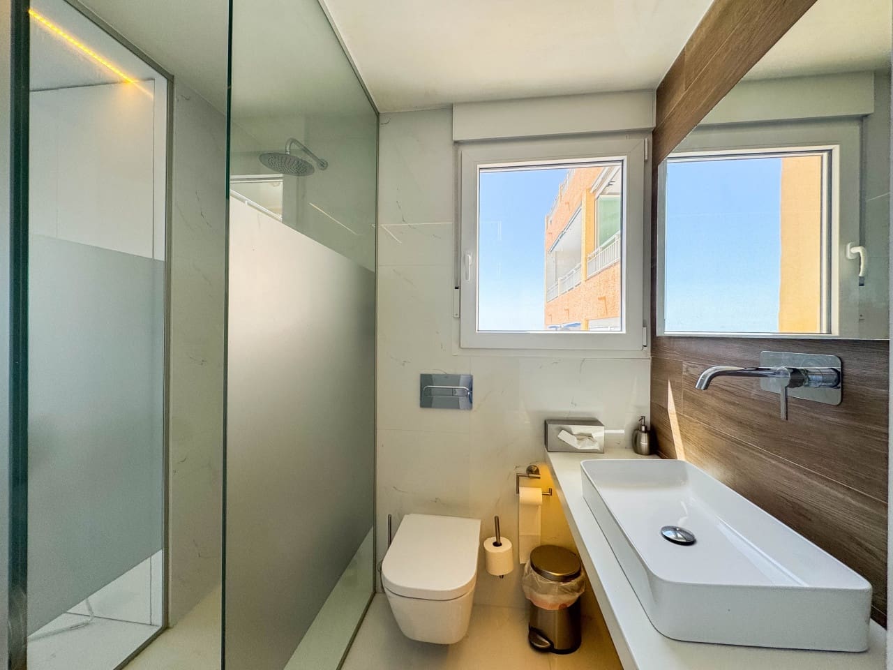 3 chambre Appartement à vendre à Torrevieja avec piscine garage - 398 000 € (Ref: 10049659)