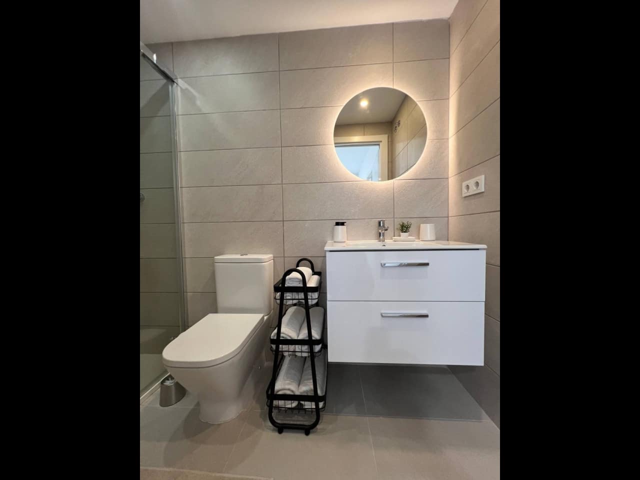 2 soverom Leilighet til salgs i Torrevieja med svømmebasseng garasje - € 355 000 (Ref: 10049660)