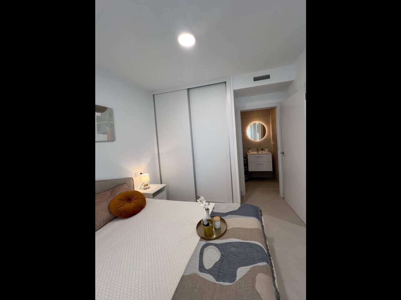 2 soverom Leilighet til salgs i Torrevieja med svømmebasseng garasje - € 355 000 (Ref: 10049660)