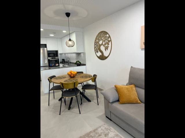 2 soveværelse Lejlighed til salg i Torreblanca, Torrevieja med swimmingpool garage - € 355.000 (Ref: 10049660)