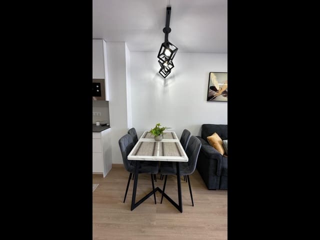 1 Zimmer Apartment zu verkaufen in Puerto Deportivo, Torrevieja - 154.900 € (Ref: 10057170)