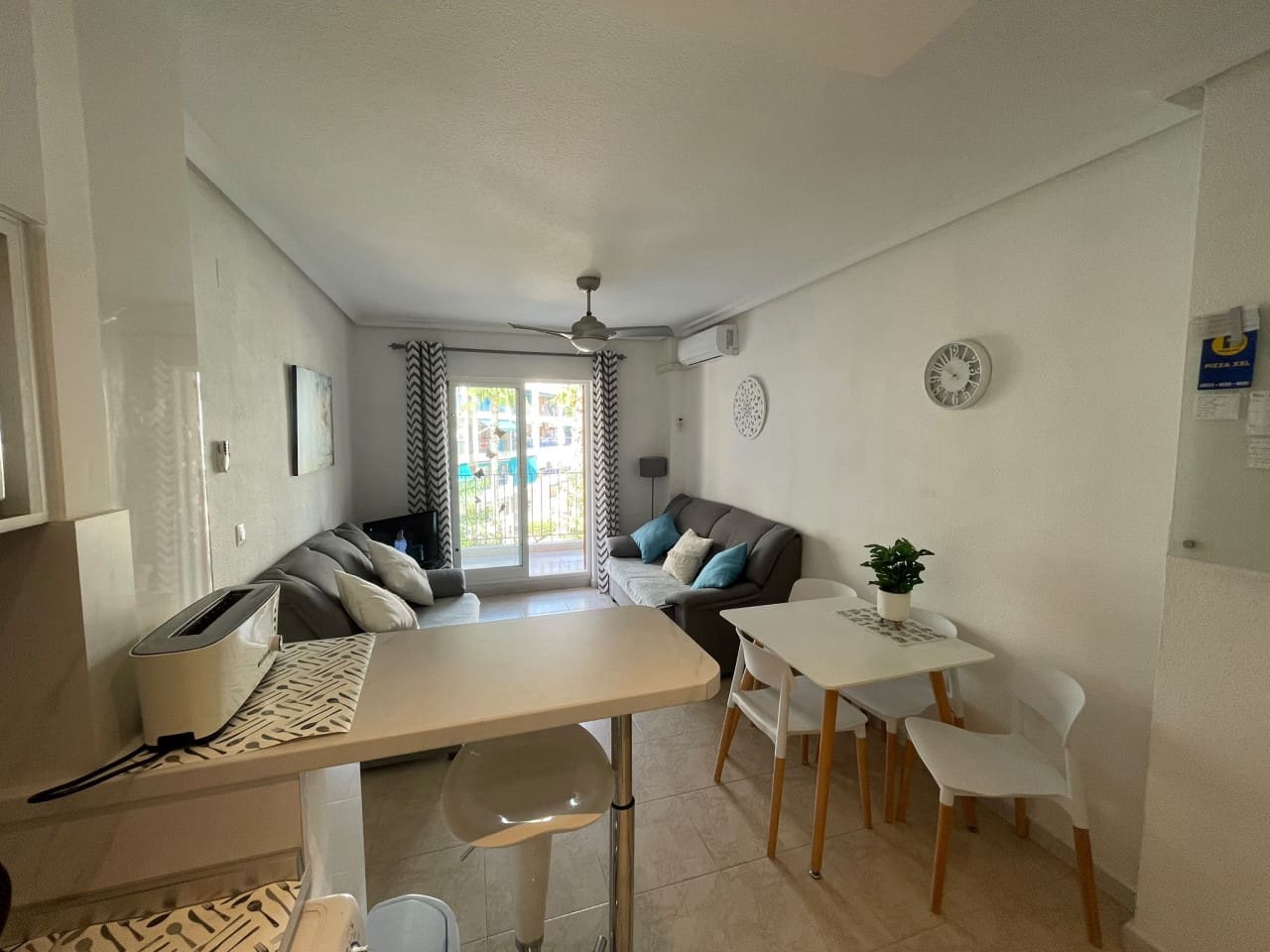 2 makuuhuone Huoneisto myytävänä paikassa La Mata mukana uima-altaan - 199 000 € (Ref: 10057171)