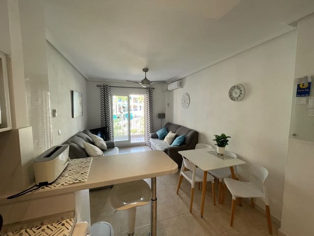 2 makuuhuone Huoneisto myytävänä paikassa Los Europeos, Torrevieja mukana uima-altaan - 199 000 € (Ref: 10057171)