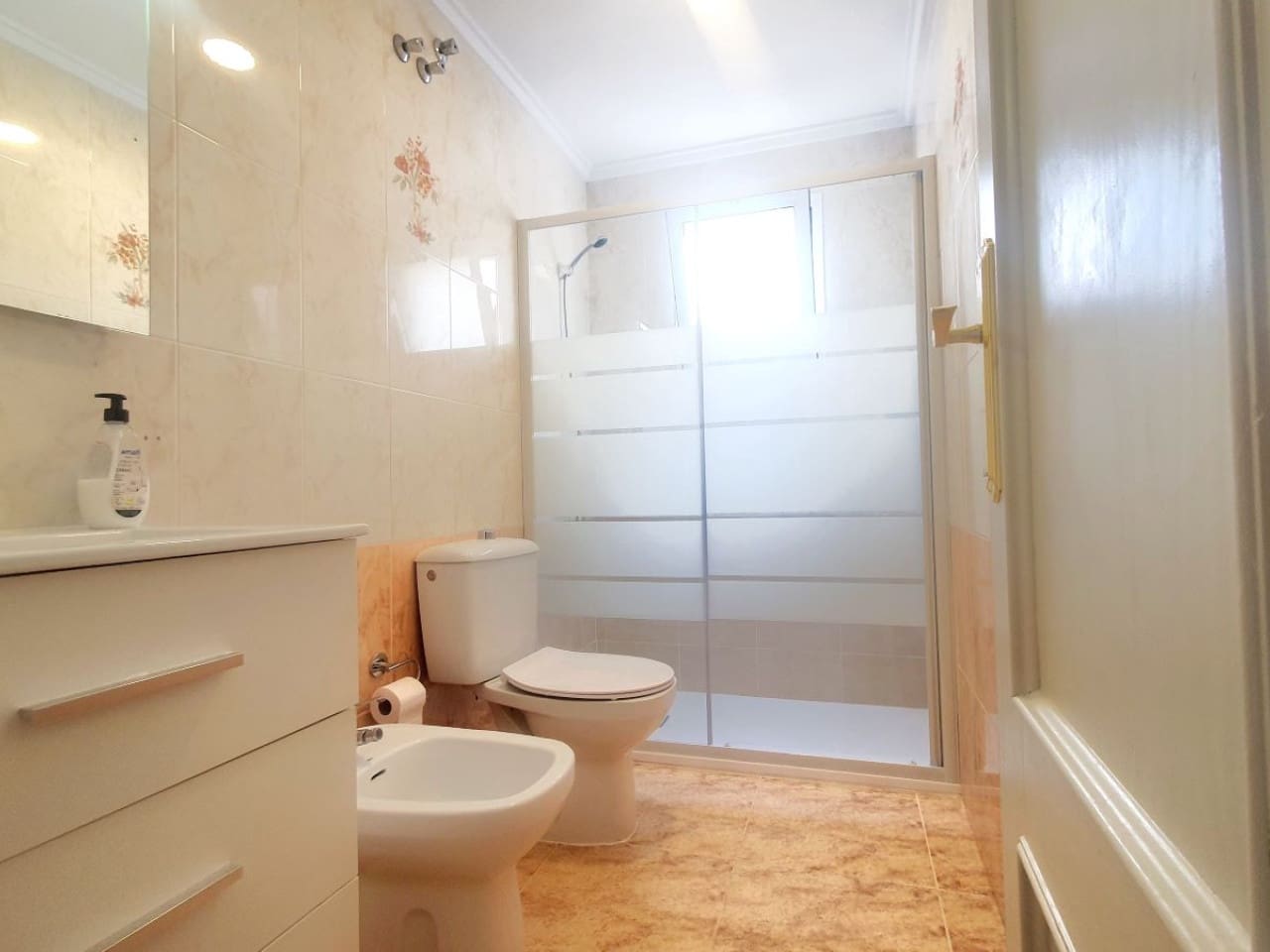 1 Zimmer Apartment zu verkaufen in Torrevieja mit Pool - 175.000 € (Ref: 10080053)
