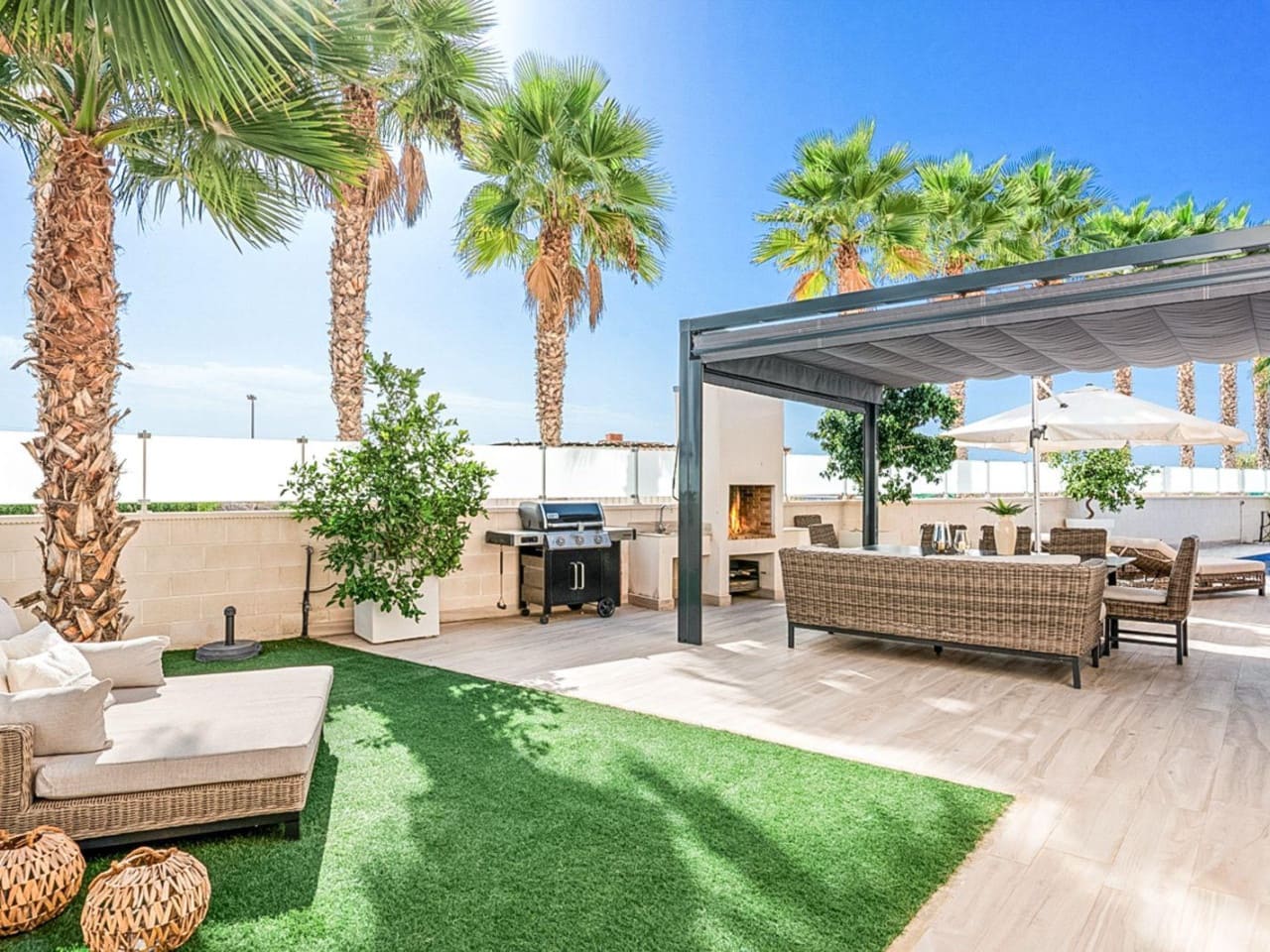 5 sovrum Villa till salu i Orihuela Costa med pool - 829 000 € (Ref: 10080054)