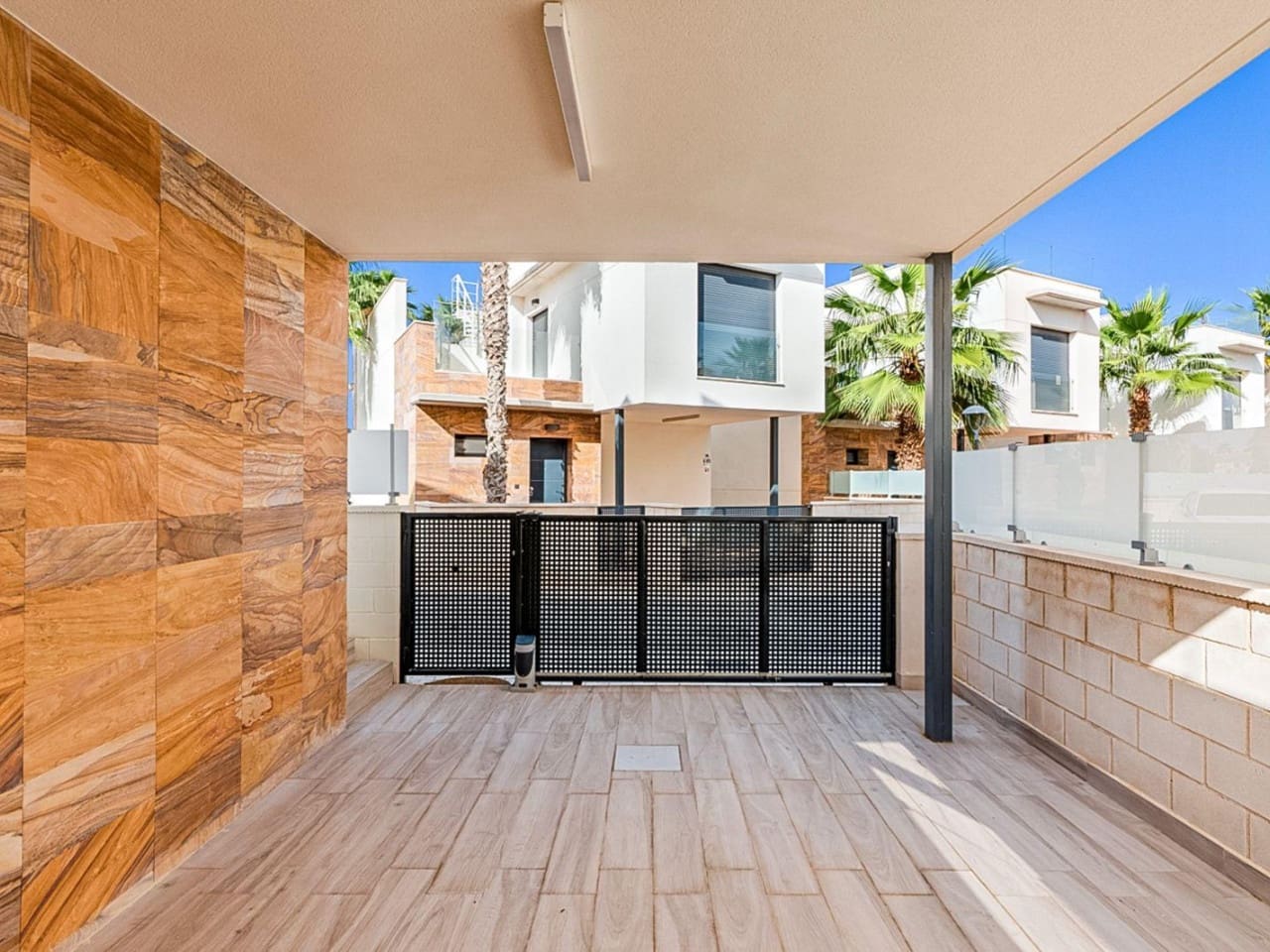 5 sovrum Villa till salu i Orihuela Costa med pool - 829 000 € (Ref: 10080054)