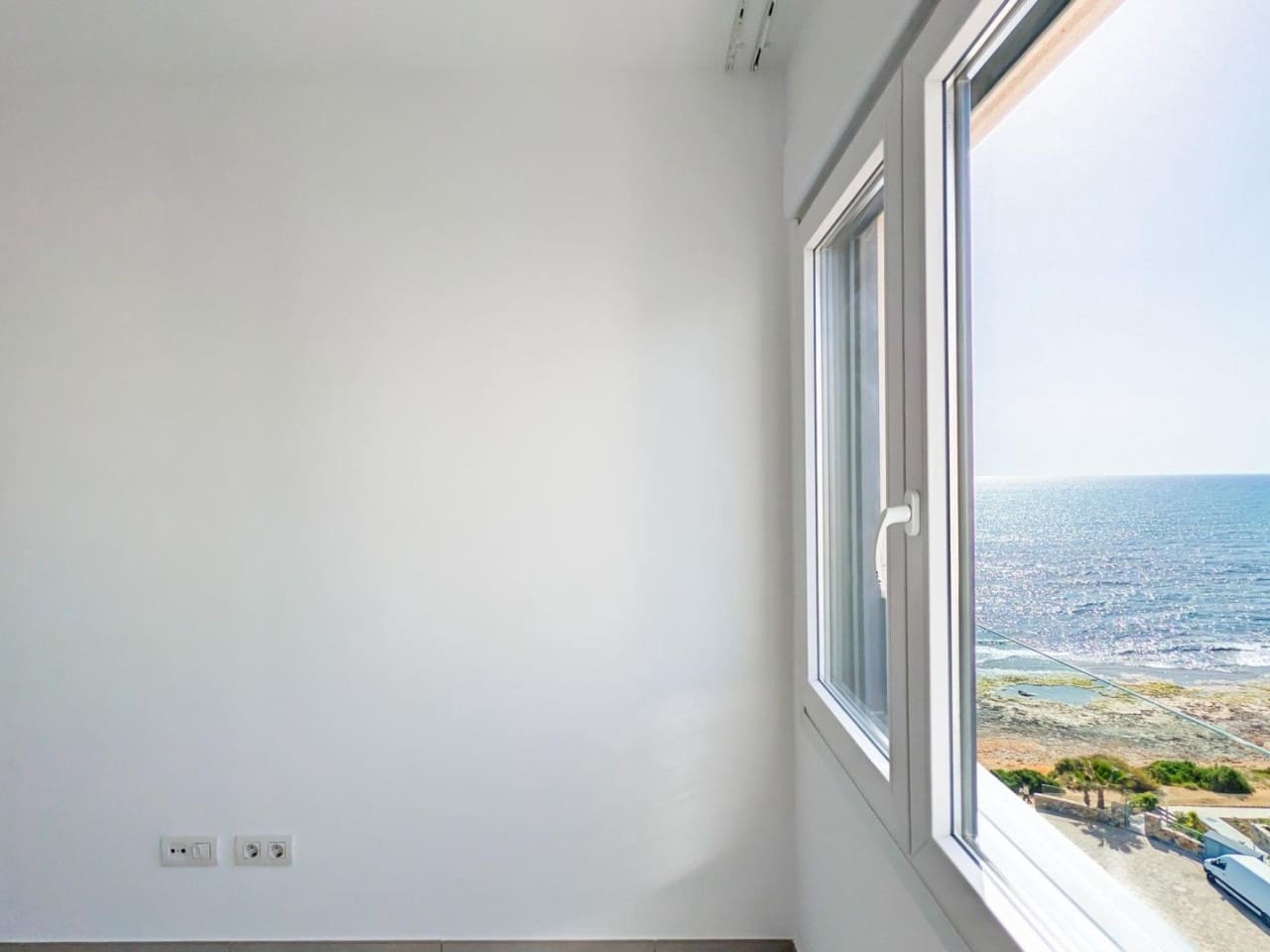 2 soverom Leilighet til salgs i Punta Prima med svømmebasseng garasje - € 498 000 (Ref: 10082189)
