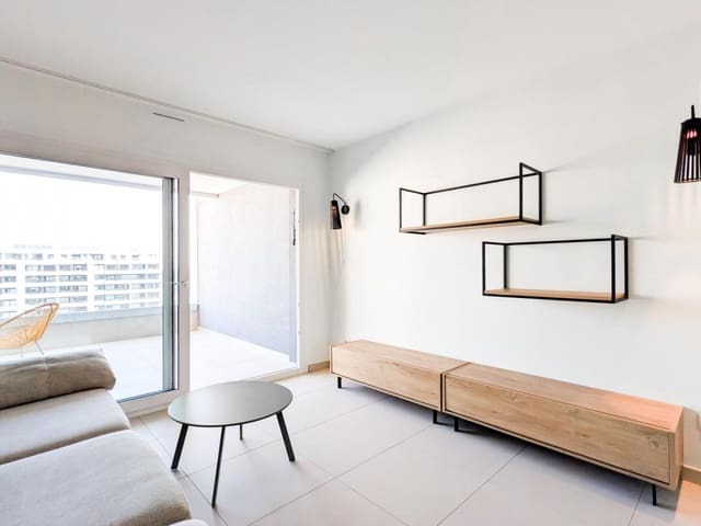 2 soverom Leilighet til salgs i Punta Prima, Torrevieja med svømmebasseng garasje - € 498 000 (Ref: 10082189)