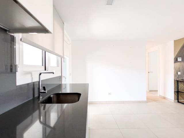 2 soverom Leilighet til salgs i Punta Prima, Torrevieja med svømmebasseng garasje - € 498 000 (Ref: 10082189)