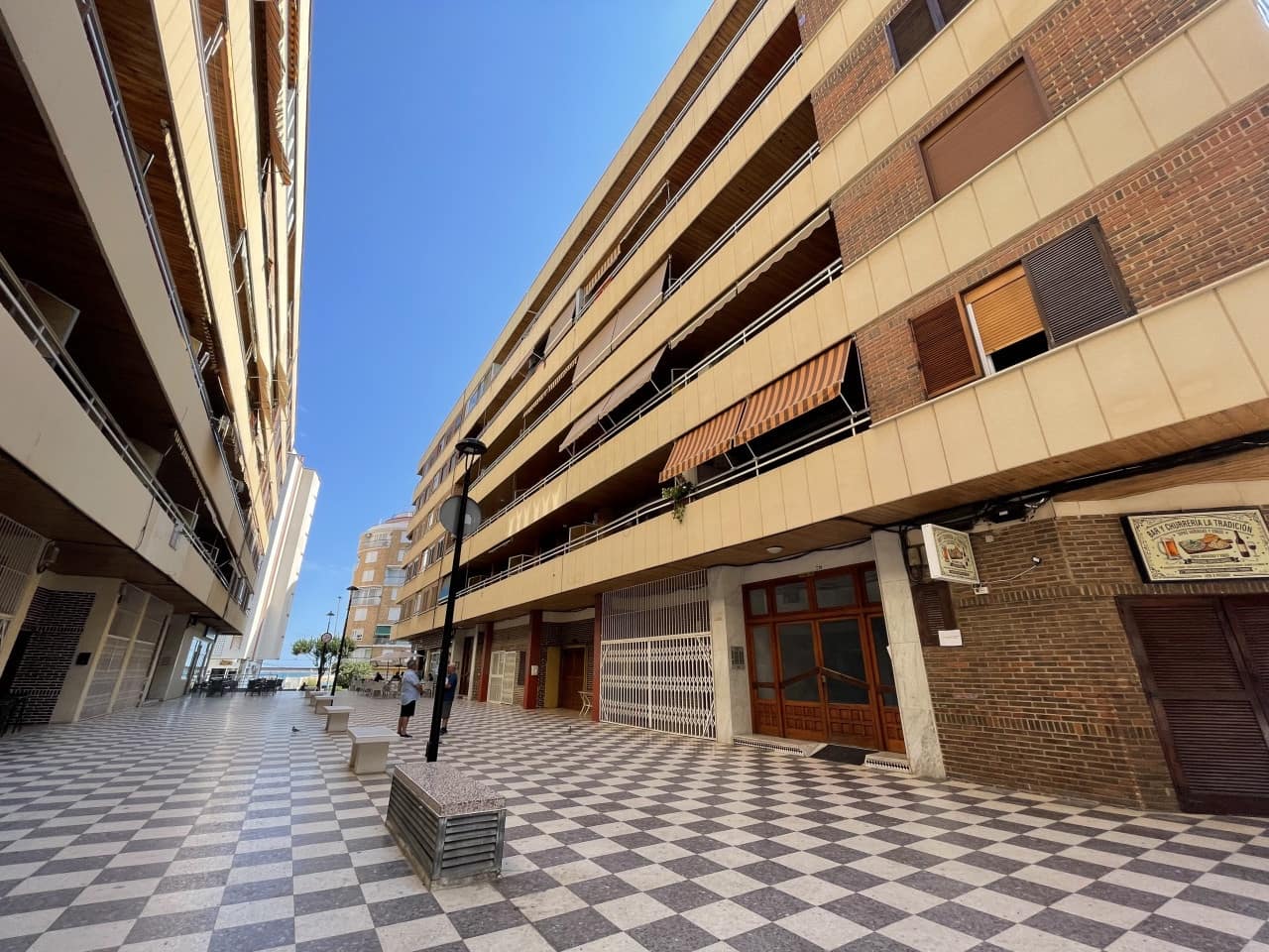3 sypialnia Apartament na sprzedaż w Torrevieja - 234 900 € (Ref: 10086721)