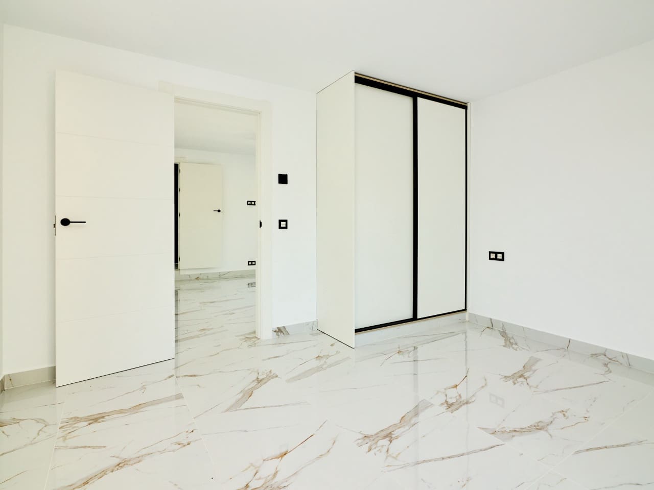 5 sovrum Villa till salu i Ciudad Quesada med pool - 850 000 € (Ref: 10097441)