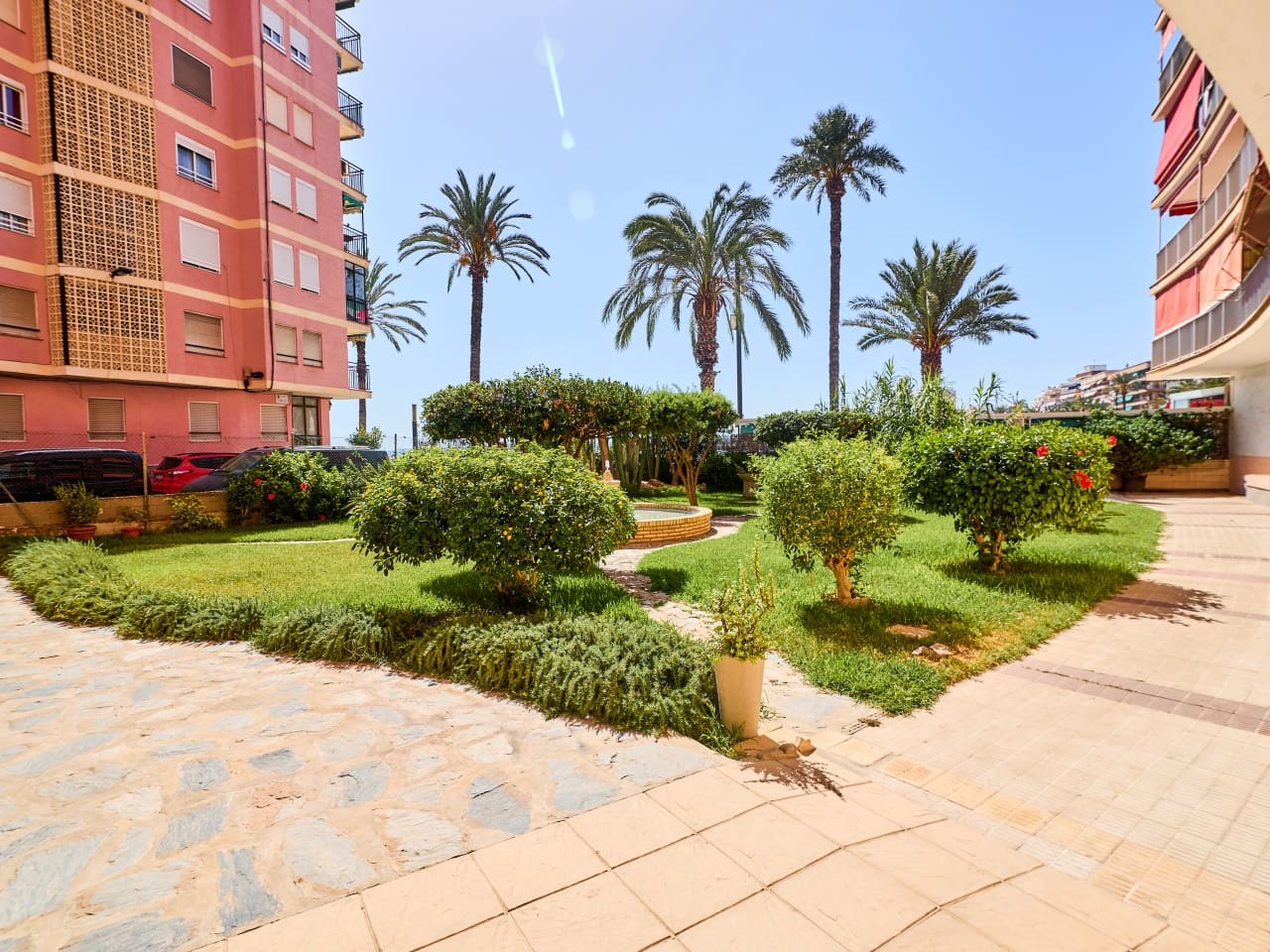 Apartamento de 3 habitaciones en Torrevieja en venta - 260.000 € (Ref: 10115999)