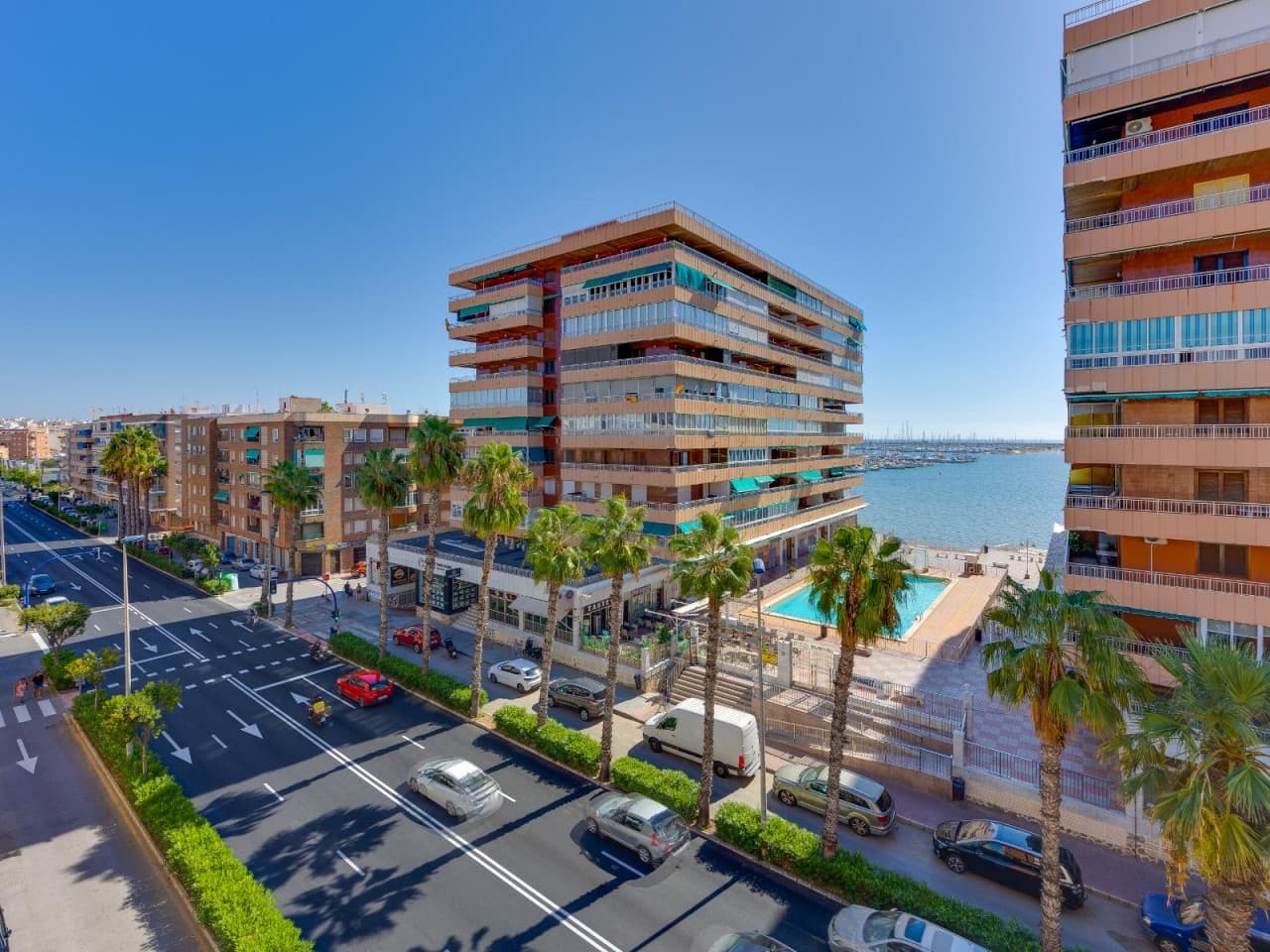2 soverom Leilighet til salgs i Torrevieja - € 149 900 (Ref: 10118093)