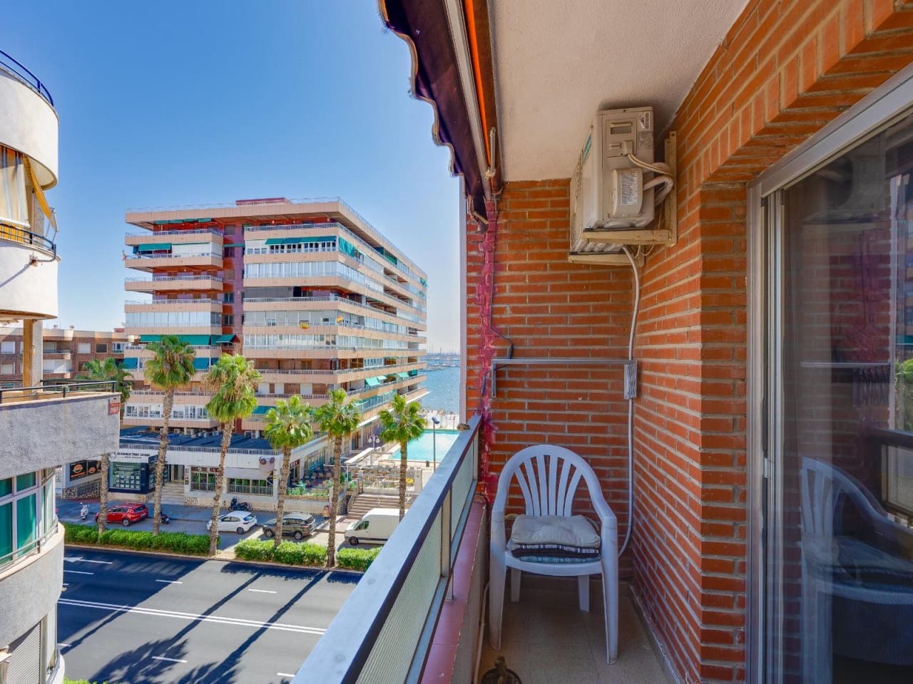 2 soverom Leilighet til salgs i Torrevieja - € 149 900 (Ref: 10118093)