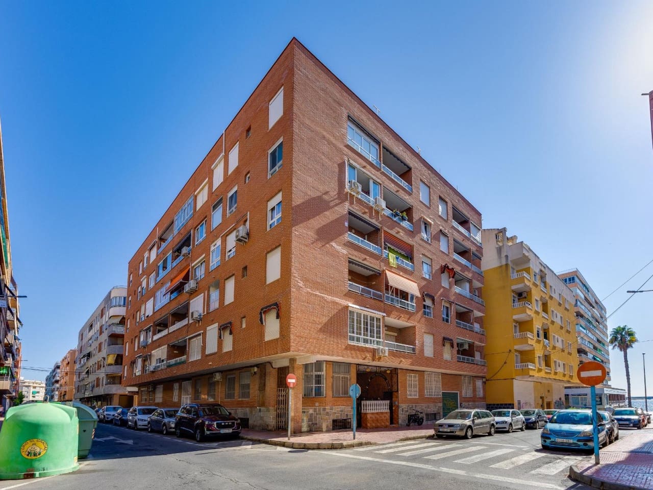 2 soverom Leilighet til salgs i Torrevieja - € 149 900 (Ref: 10118093)