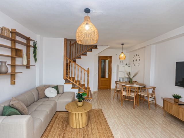 3 makuuhuone Huoneisto myytävänä paikassa Cabo Roig, Orihuela mukana uima-altaan - 375 000 € (Ref: 10130389)