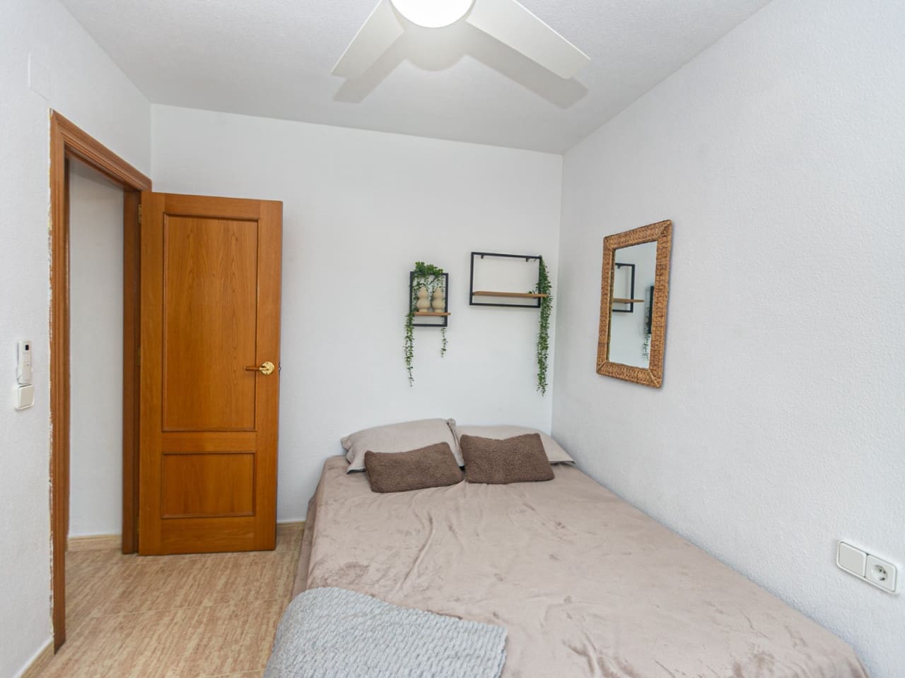 3 makuuhuone Huoneisto myytävänä paikassa Cabo Roig mukana uima-altaan - 375 000 € (Ref: 10130389)