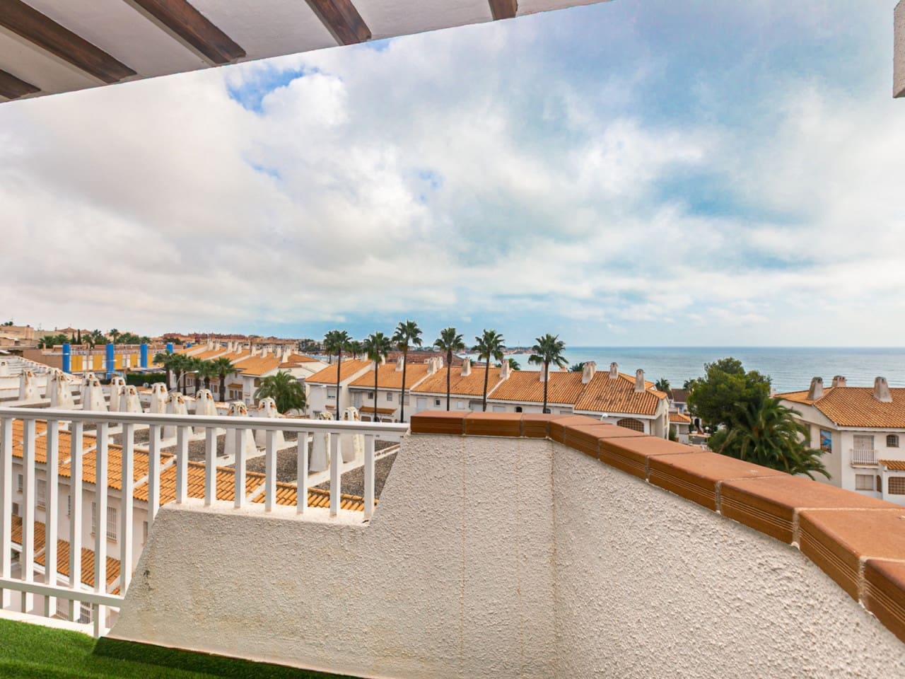 3 makuuhuone Huoneisto myytävänä paikassa Cabo Roig mukana uima-altaan - 375 000 € (Ref: 10130389)