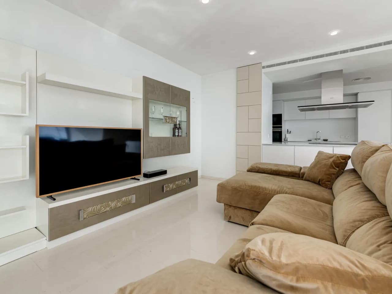 4 quarto Apartamento para venda em Torrevieja com garagem - 988 000 € (Ref: 10130392)