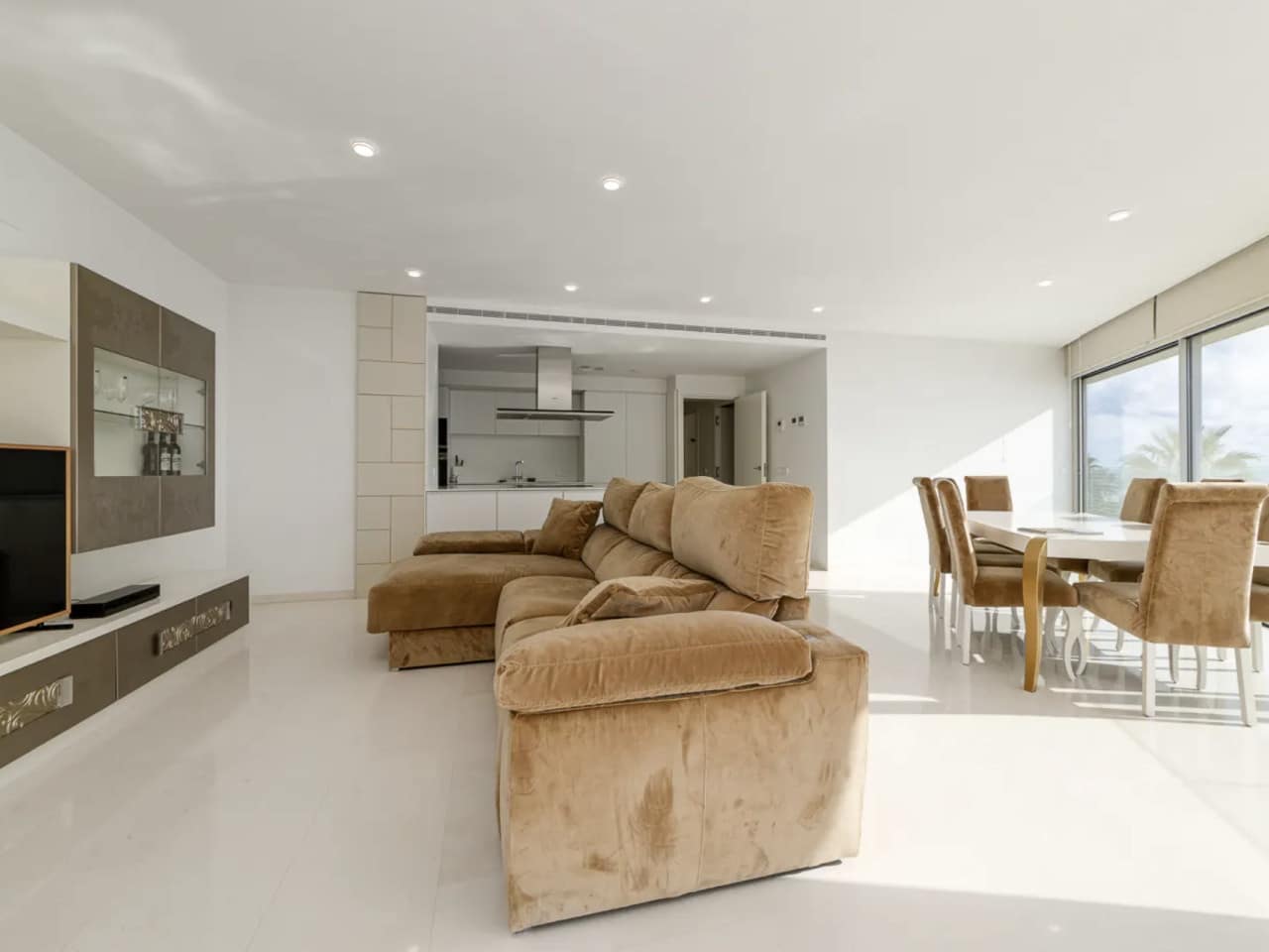 4 quarto Apartamento para venda em Torrevieja com garagem - 988 000 € (Ref: 10130392)