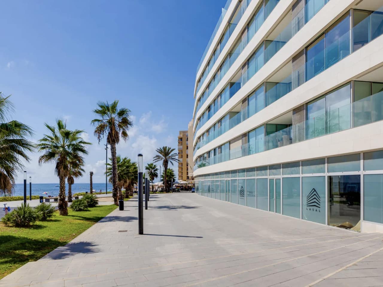4 quarto Apartamento para venda em Torrevieja com garagem - 988 000 € (Ref: 10130392)