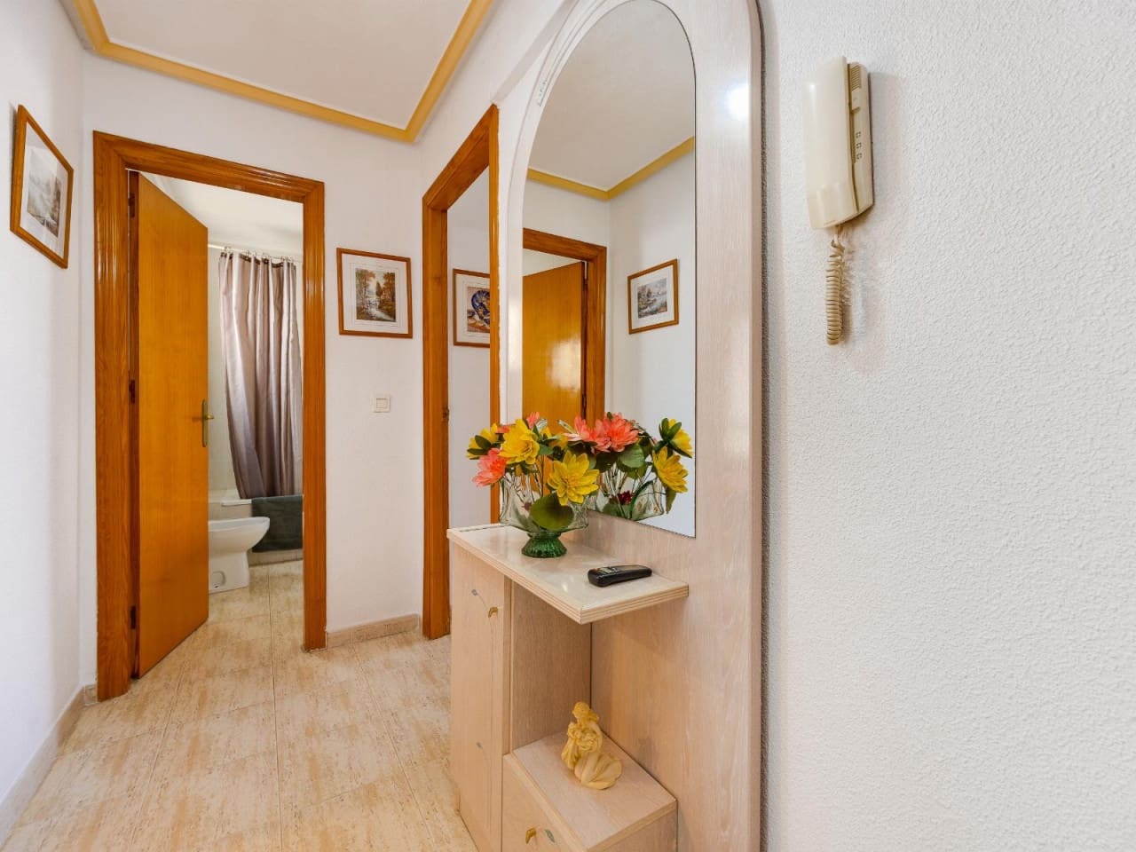 2 soverom Leilighet til salgs i Torrevieja med svømmebasseng garasje - € 159 900 (Ref: 10130399)